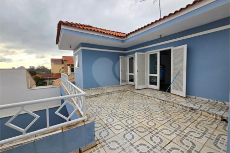Casa à venda com 3 suítes no condomínio Granja Olga II, Sorocaba - SP