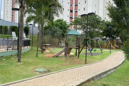 Apartamento com 48m², 2 quartos, garagem, à venda na Vila Nova Cachoeirinha