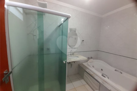 Casa à Venda no Residencial Eldorado - São Carlos