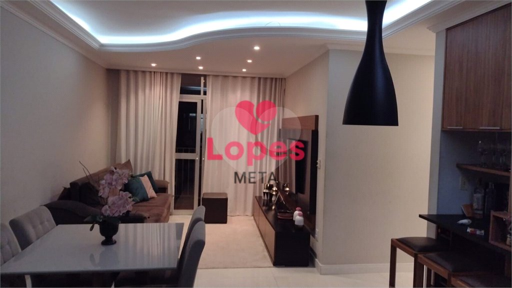 APARTAMENTO A VENDA 3 DORMITORIOS, 1 SUITE, 2 BANHEIROS, 1 VAGA,1 ESCRITORIO, CENTRO DE SÃO JOSÉ DOS