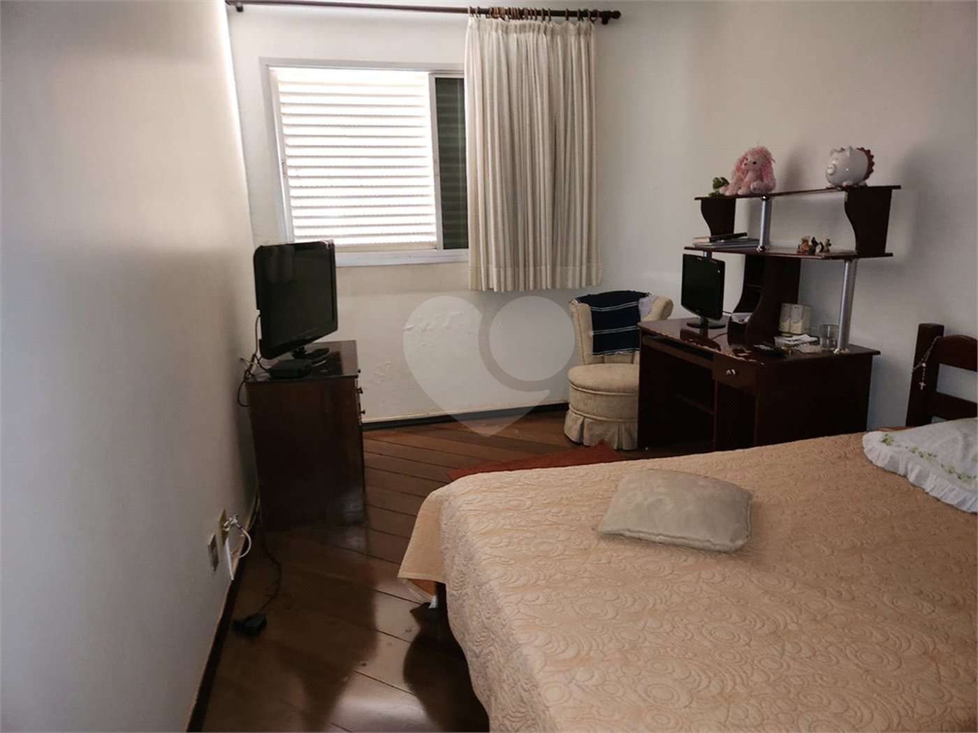 Apartamento à venda ou para alugar com 5 quartos, sendo 2 suítes, no Centro, Araraquara, SP