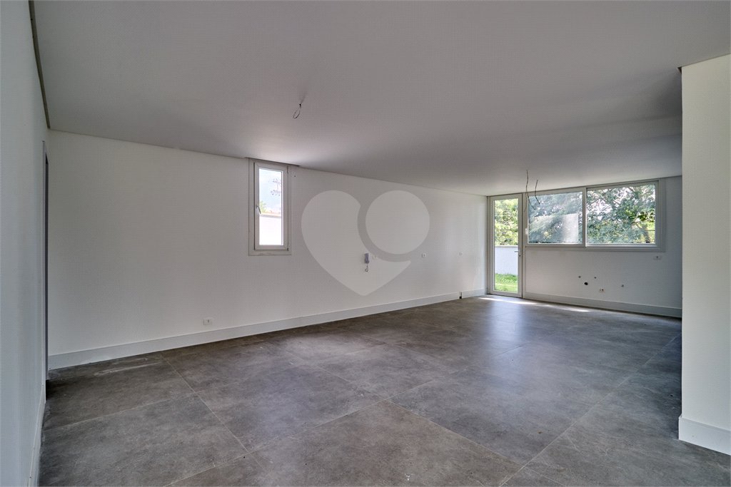 Casa à venda com 4 suítes no condomínio Liló, São Paulo - SP
