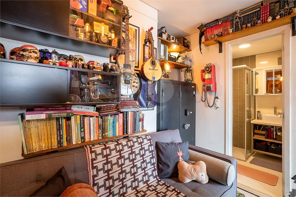 Apartamento à venda com 2 quartos, sendo 1 suíte,  em Vila Olímpia, São Paulo, SP