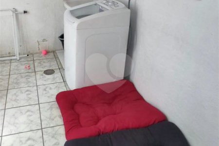 Sobrado à venda com 3 quartos, sendo 1 suíte, em Jardim Alvinópolis, Atibaia, SP