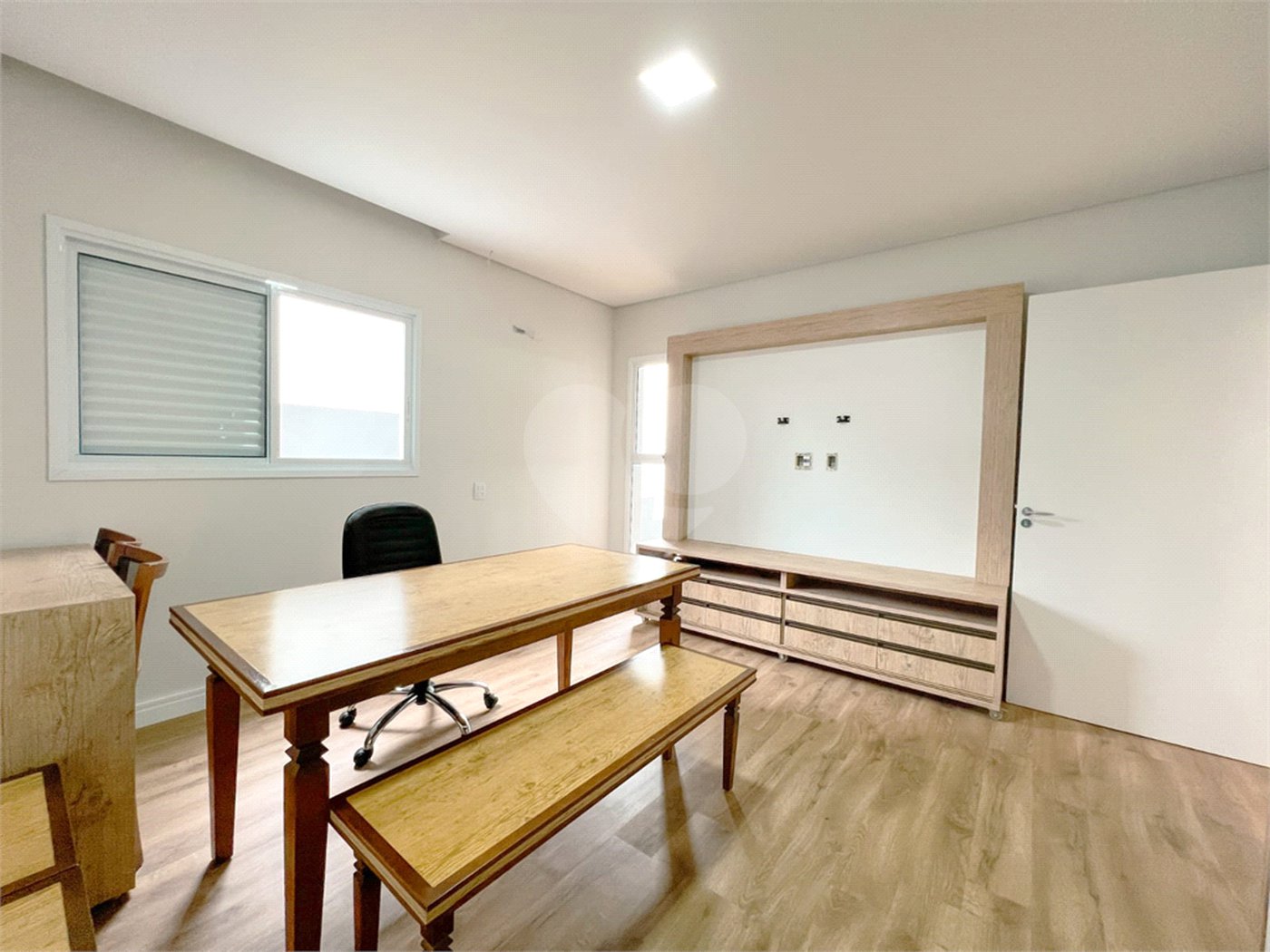 Casa à venda com 4 suítes no condomínio Alpes de Vinhedo, Vinhedo - SP