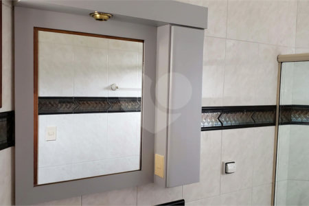 Casa à venda com 4 suítes no condomínio Real Park, Mogi das Cruzes - SP