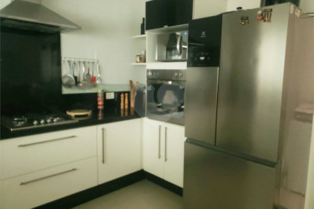 Casa à venda com 3 quartos, sendo 1 suíte, no condomínio Horizontes de Sorocaba, Sorocaba - SP