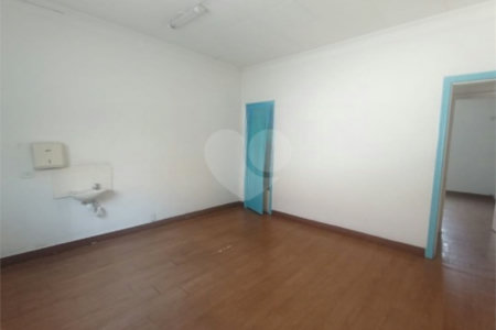 Sobrado à venda com 2 quartos em Santana, São Paulo, SP