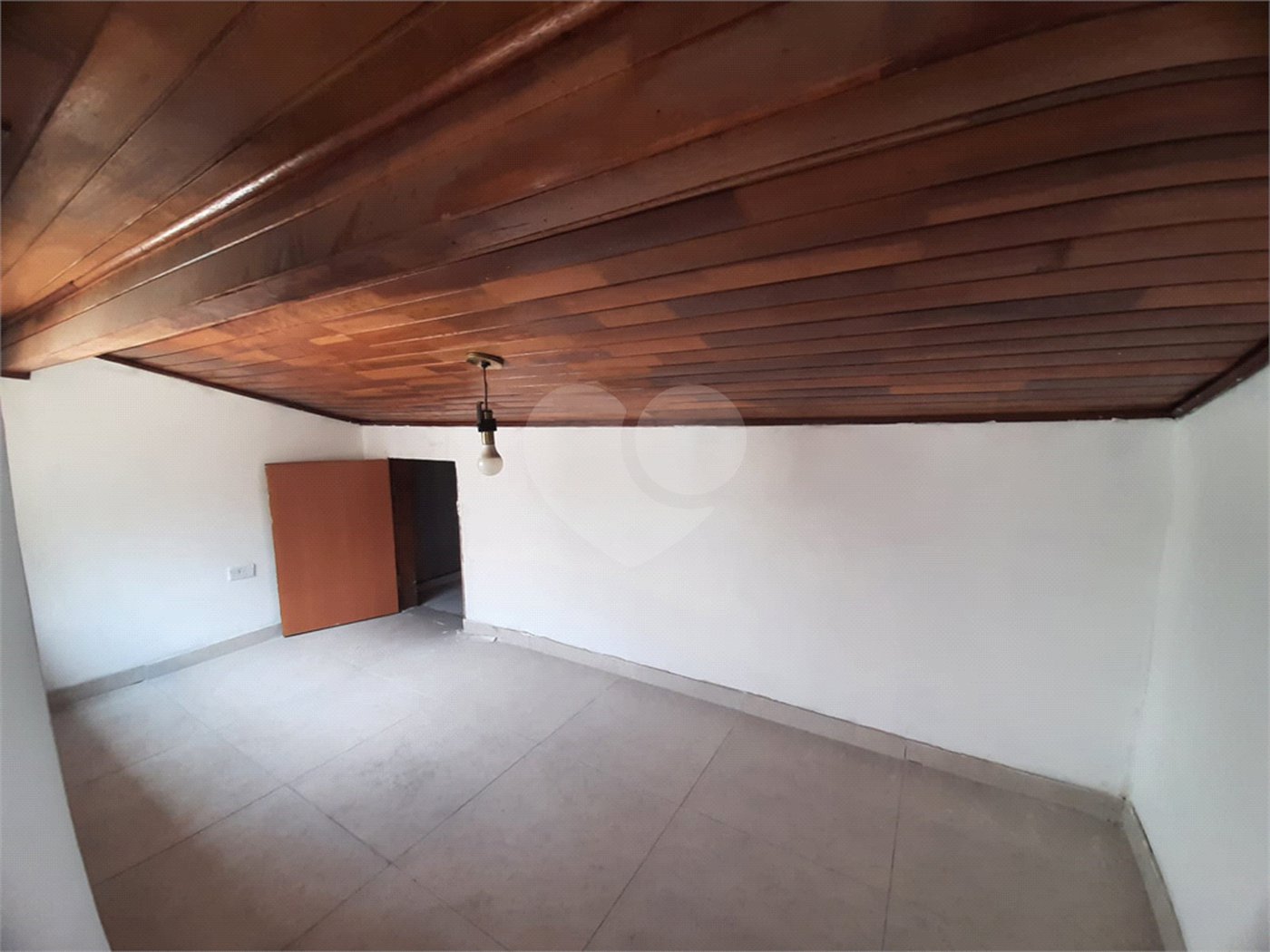 Casa à venda com 3 quartos, sendo 1 suíte, no condomínio Cantareira Park, São Paulo - SP