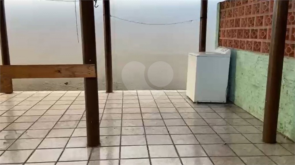 Casa à venda com 3 quartos, sendo 1 suíte,  no Centro, Salto, SP