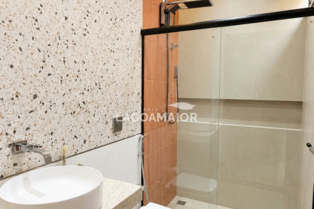 Casa à venda com 3 quartos, sendo 2 suítes, em Village do Lago, Três Lagoas, MS