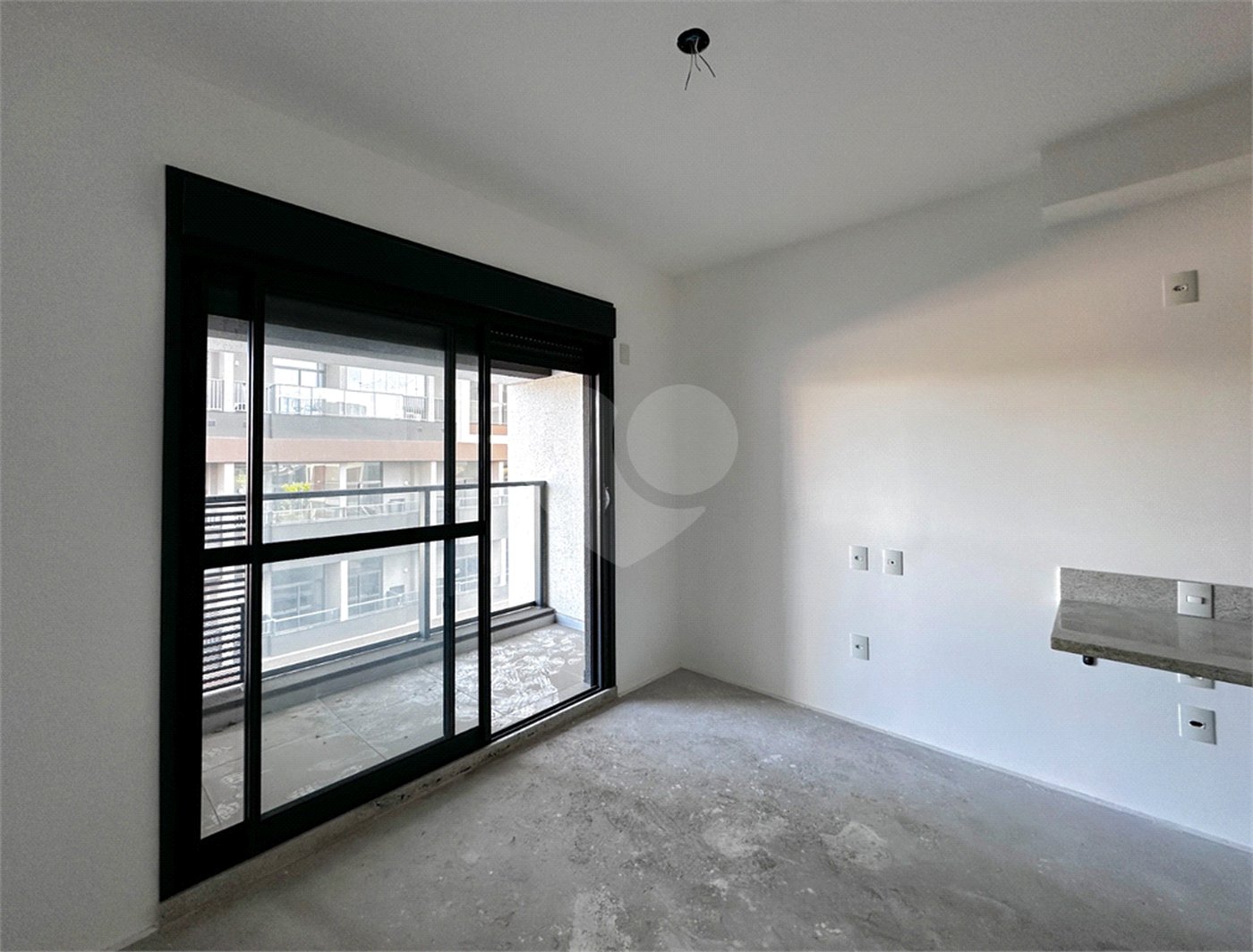 Apartamento à venda com 1 quarto em Jardim das Acácias, São Paulo, SP
