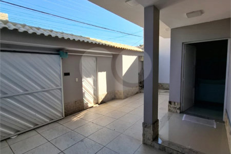 Casa à venda com 2 suítes em Campo Grande, Rio de Janeiro, RJ