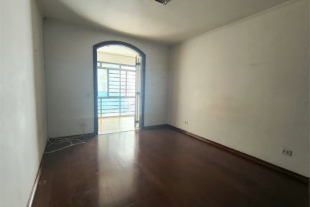 Sobrado à venda com 3 quartos, sendo 1 suíte,  em Jardim Esmeralda, São Paulo, SP