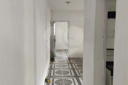 Casa à venda com 1 quarto em Jardim Varan, Suzano, SP