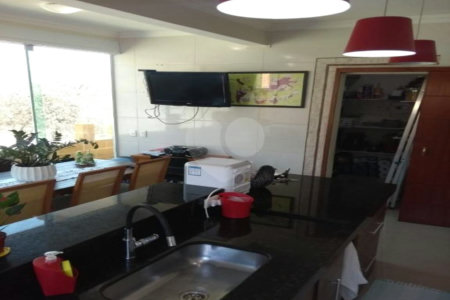Casa à venda com 2 quartos no condomínio Portal do Bosque, Louveira - SP