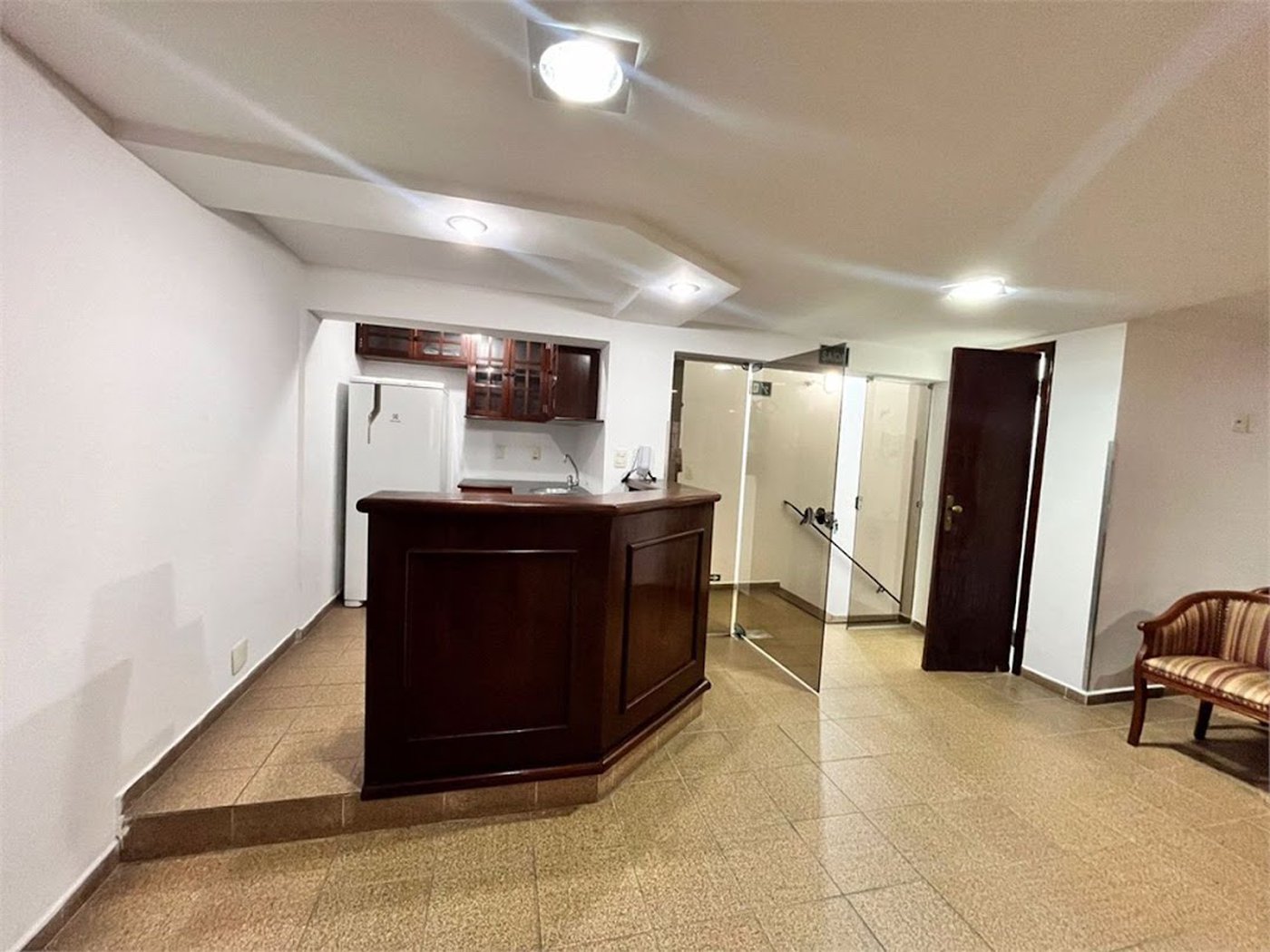 Apartamento com 2 Quartos e 2 Vagas à Venda em Pitangueiras – Guarujá/SP