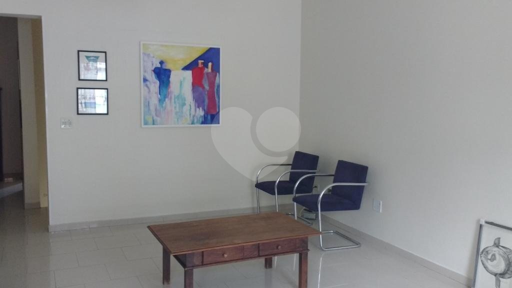 Sobrado à venda com 3 quartos, sendo 1 suíte, em Tremembé, São Paulo, SP