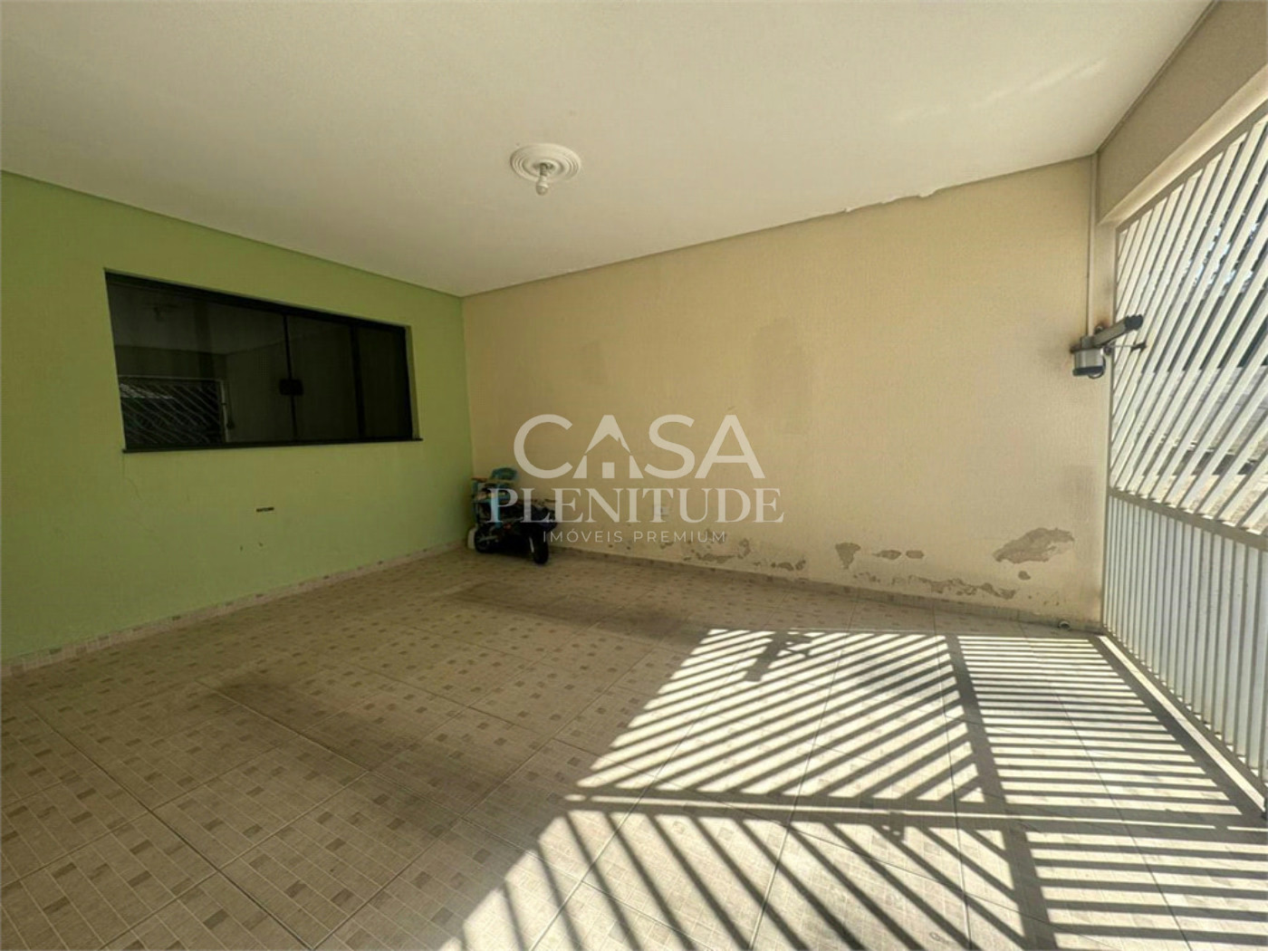 Casa à venda com 2 quartos, sendo 1 suíte, em Jardim Amalia, Sorocaba, SP