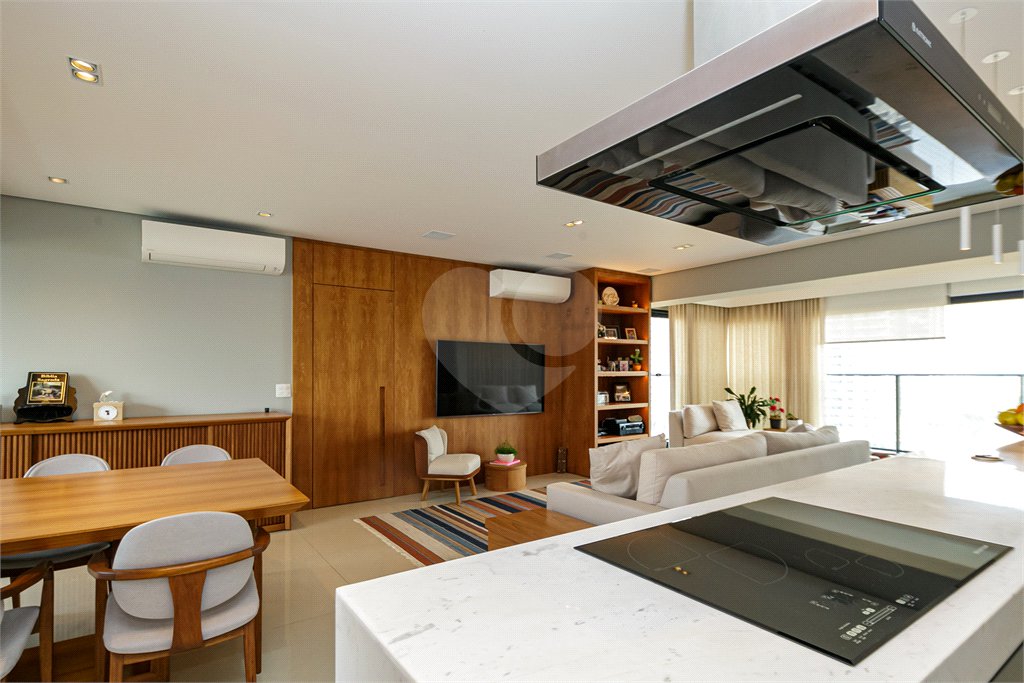 Apartamento à venda com 3 suítes em Brooklin, São Paulo, SP