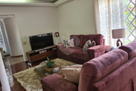 Casa com 3 dorm, 2 suítes, área gourmet, 4 vagas na Mooca