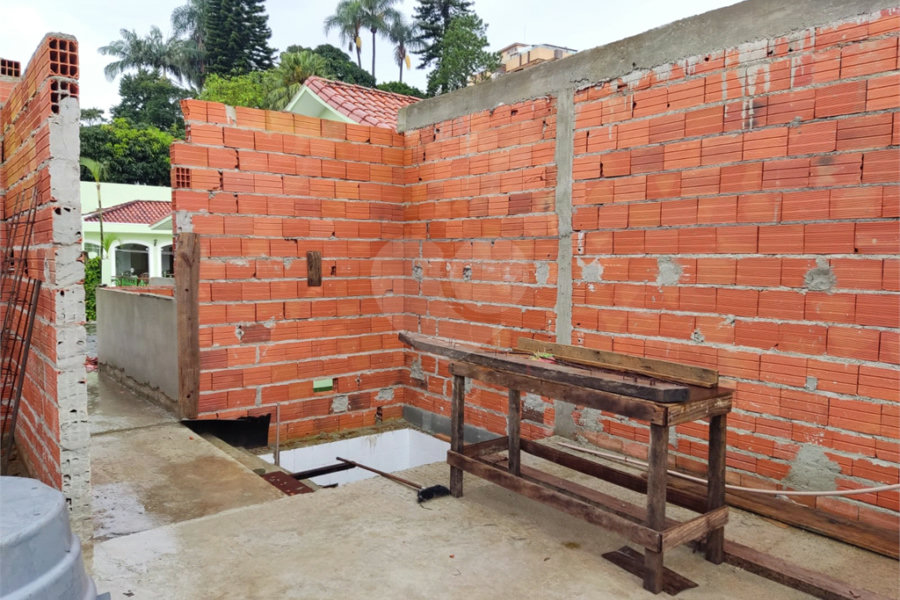 Sobrado à venda com 4 quartos, sendo 2 suítes, em Tremembé, São Paulo, SP