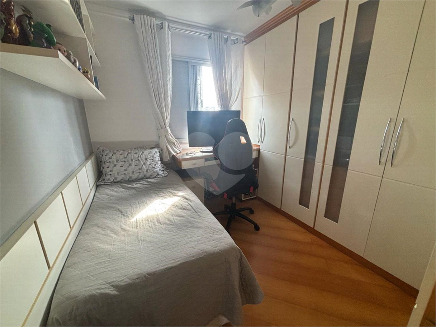 Apartamento à venda com 3 quartos, sendo 1 suíte, em Vila Esperança, São Paulo, SP