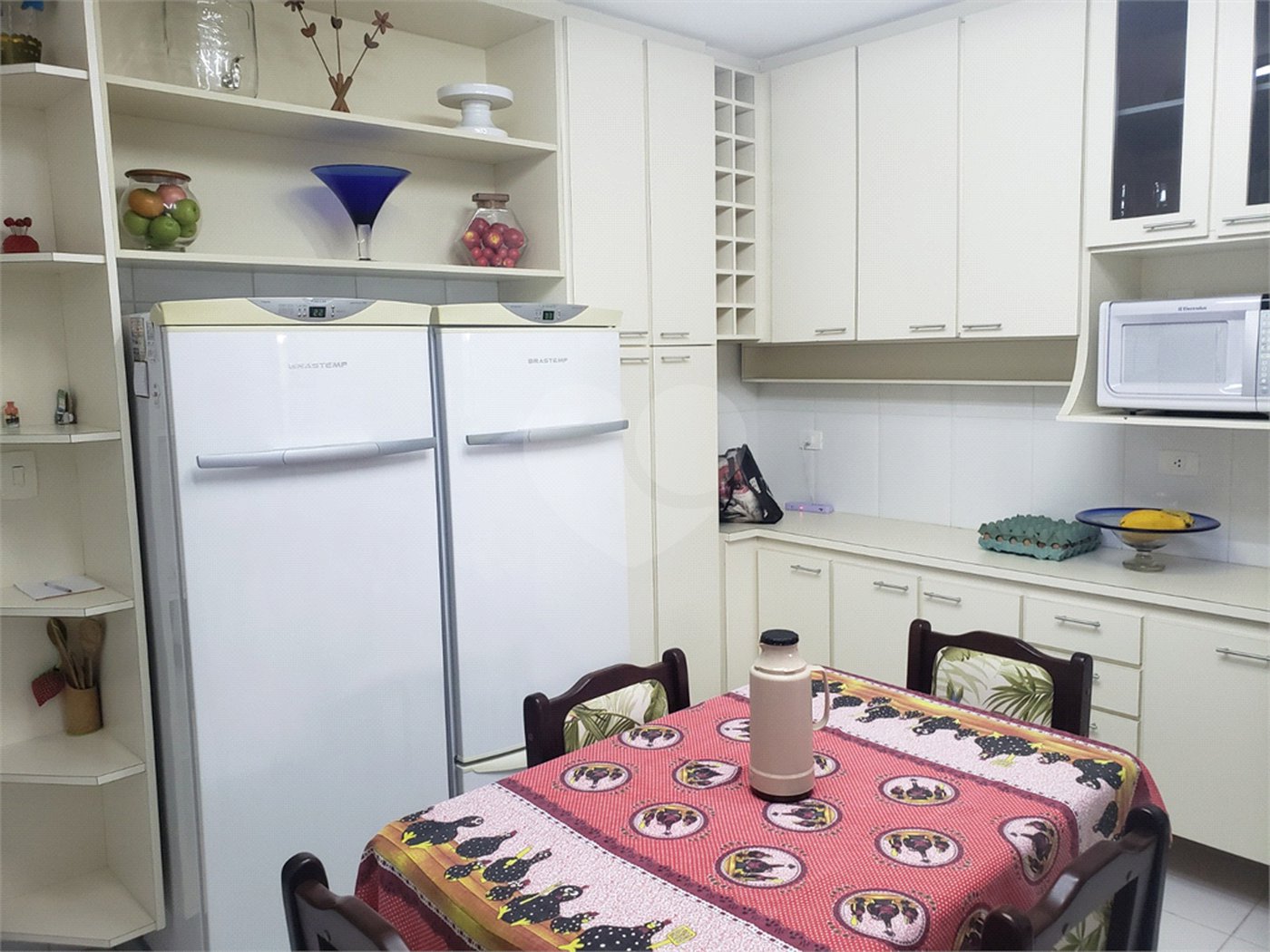 Casa à venda com 3 suítes no condomínio Alpes da Cantareira, Mairiporã - SP