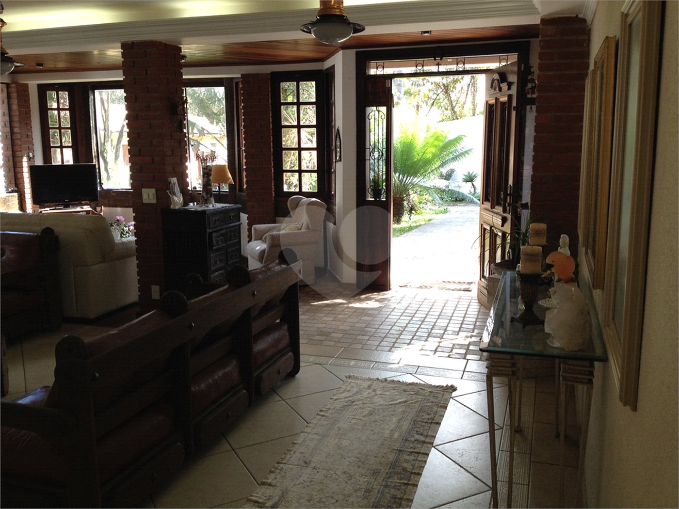 Casa à venda ou para alugar com 4 quartos, sendo 1 suíte, em Serra da Cantareira, Mairiporã, SP