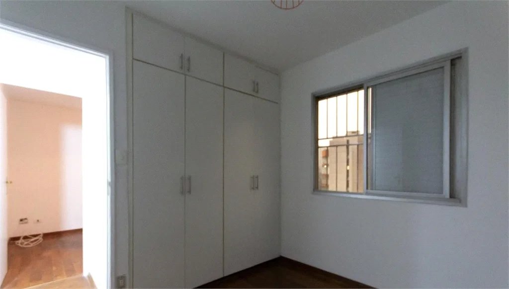 Cobertura à venda com 4 quartos, sendo 1 suíte,  em Jardim Londrina, São Paulo, SP