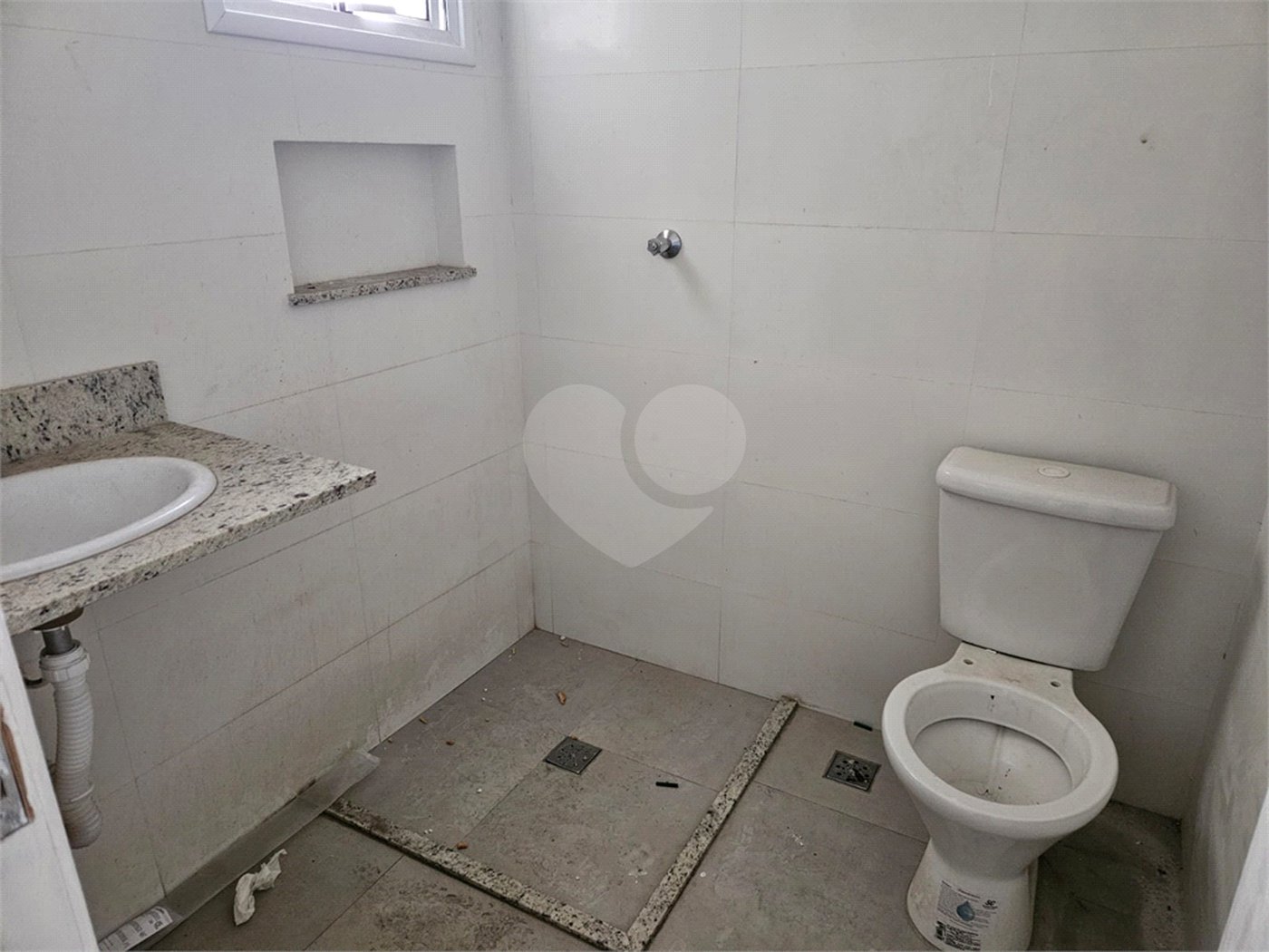 Casa à venda com 2 suítes em Jardim Ester, São Paulo, SP