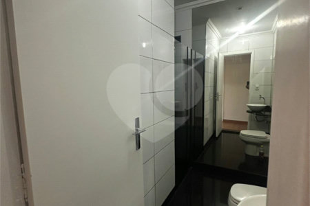 Apartamento à venda com 2 quartos, sendo 1 suíte, no Centro, Ponta Porã, MS