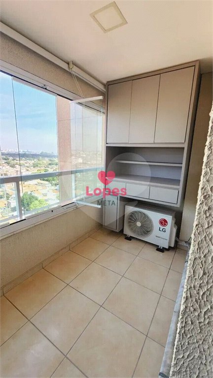 Apartamento à venda com 2 quartos, sendo 1 suíte,  em Jardim Veneza, São José dos Campos, SP