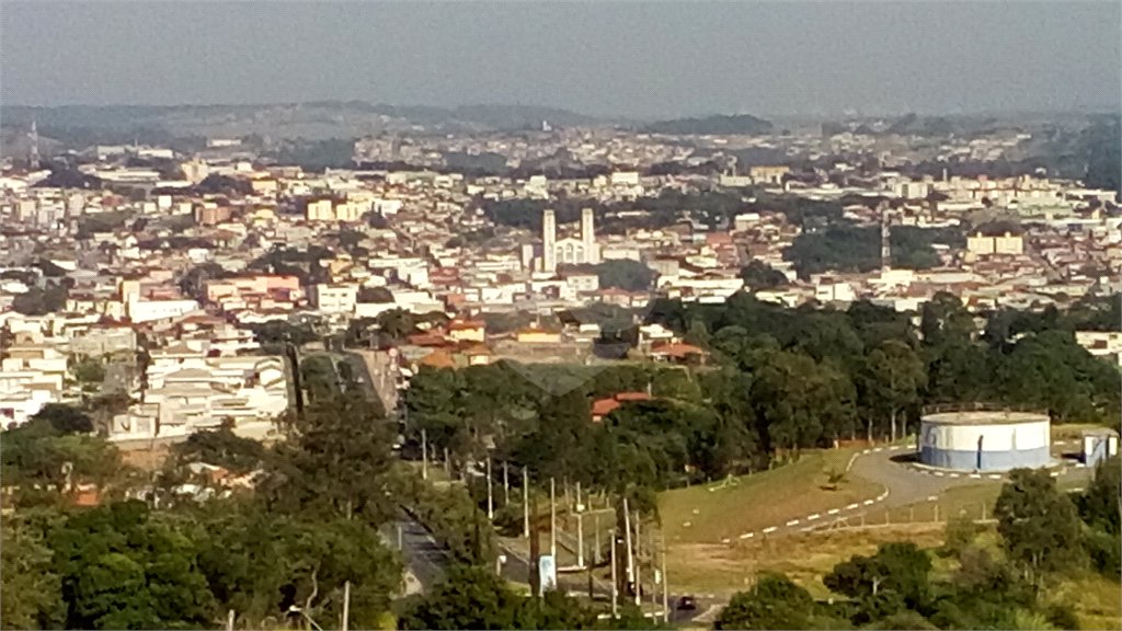 Terreno à venda no condomínio Recanto dos Paturis, Vinhedo - SP