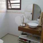 Casa à venda com 3 quartos, sendo 1 suíte,  em Vila Suissa, Mogi das Cruzes, SP