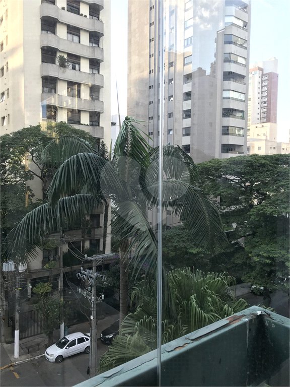 Apartamento à venda com 4 quartos, sendo 1 suíte, em Vila Uberabinha, São Paulo, SP
