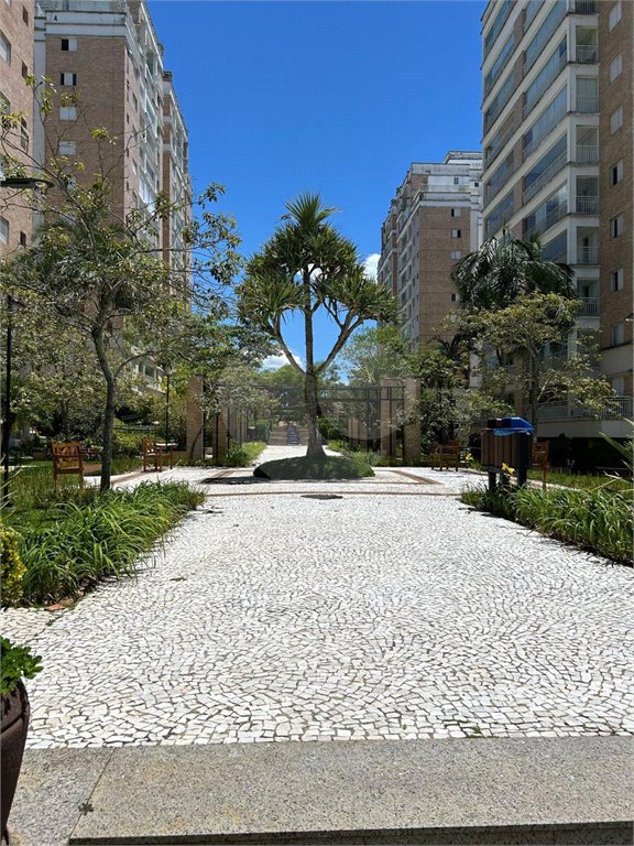 Apartamento à venda com 2 suítes em Vila Oliveira, Mogi das Cruzes, SP