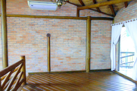 Casa à venda com 4 suítes no condomínio Estância Marambaia, Vinhedo - SP