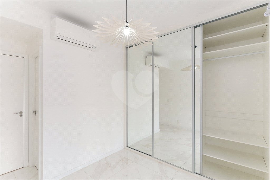Apartamento à venda com 2 quartos, sendo 1 suíte, em Perdizes, São Paulo, SP