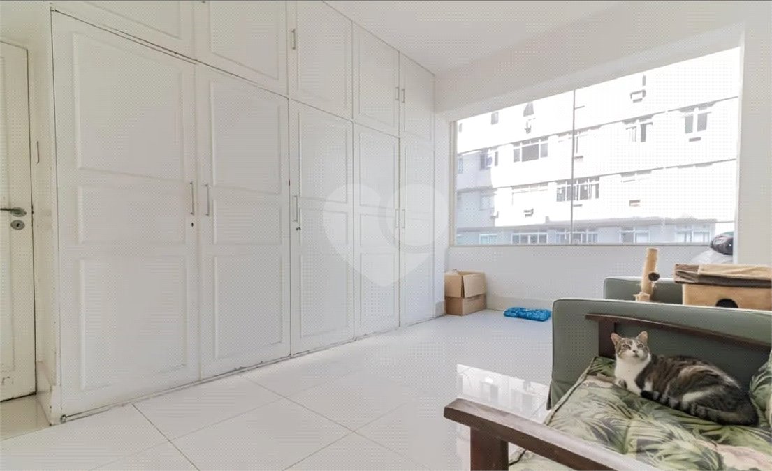 Apartamento à venda com 4 quartos, sendo 1 suíte,  em Copacabana, Rio de Janeiro, RJ