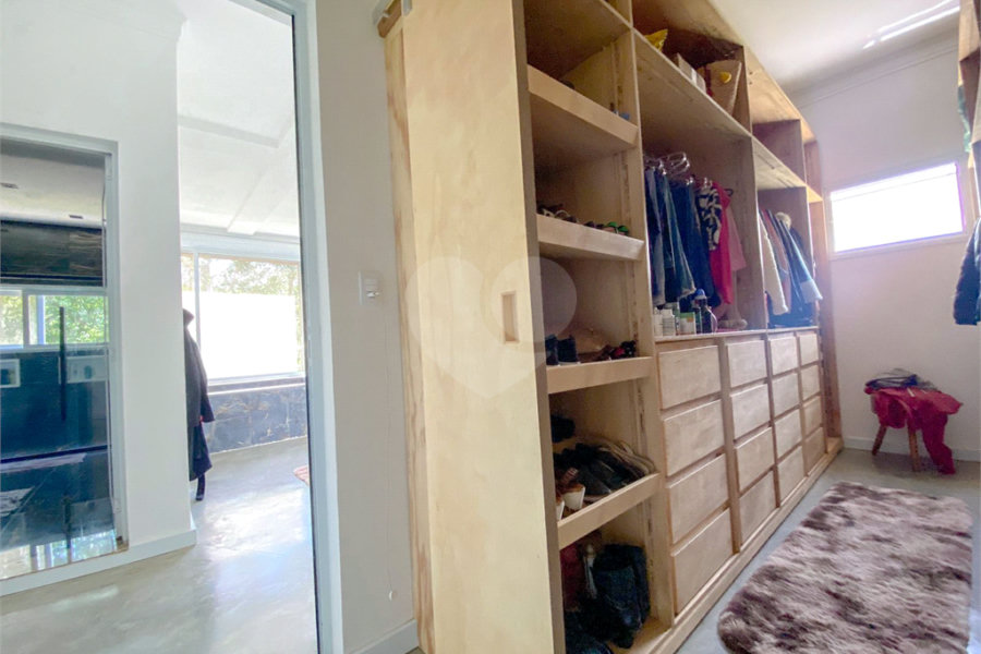 Casa à venda com 5 suítes no condomínio Suíça da Cantareira, Mairiporã - SP