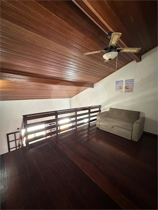 Casa em condomínio à venda com 2 quartos, sendo 1 suíte, em Ogiva, Cabo Frio, RJ