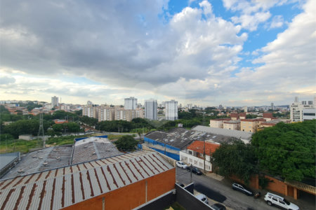 Apartamento à venda com 3 quartos, sendo 1 suíte,  em Jardim Refúgio, Sorocaba, SP
