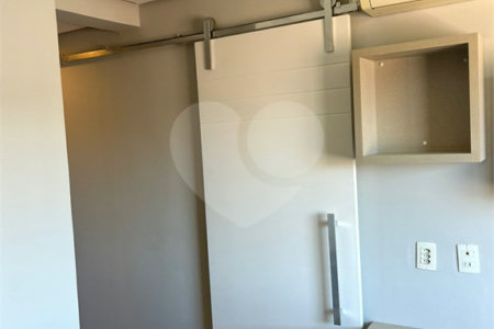 Apartamento à venda com 2 suítes em Vila Lúcia Elvira, São Paulo, SP