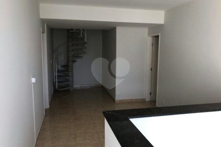 Sobrado à venda com 3 quartos, sendo 1 suíte,  em Jardim Chapadão, Campinas, SP