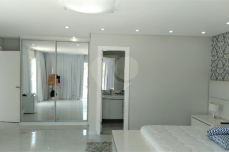 Casa à venda com 12 quartos, sendo 8 suítes, em Geribá, Armação dos Búzios, RJ