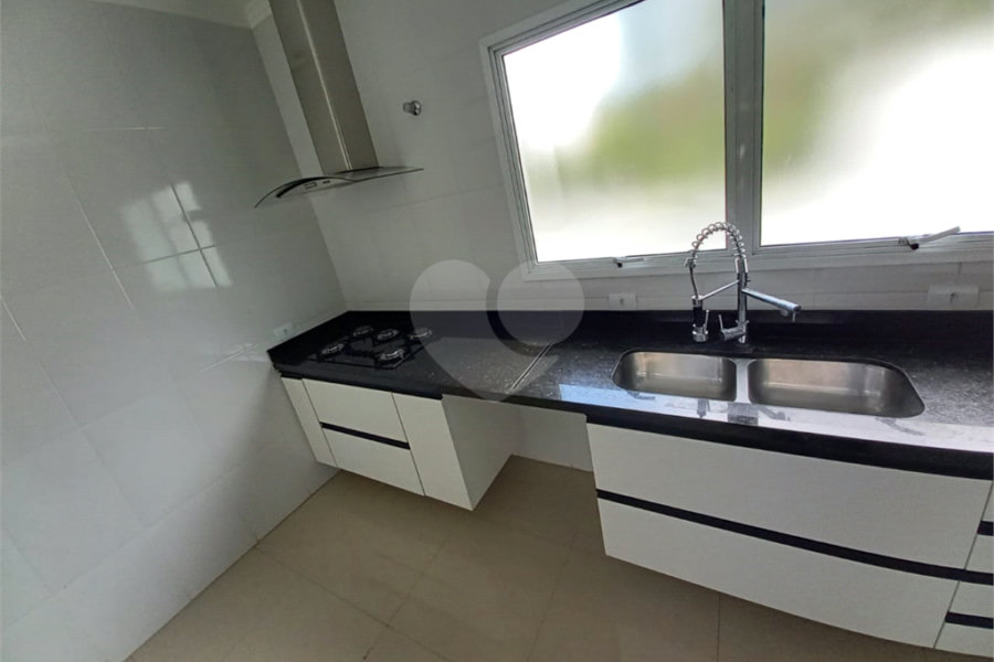 Casa para alugar com 4 suítes no condomínio Milenium, São Paulo - SP