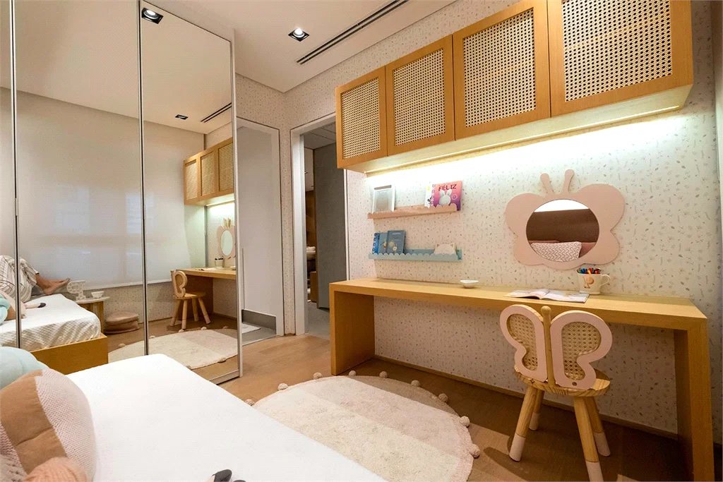 Apartamento à venda com 2 quartos, sendo 1 suíte,  em Pinheiros, São Paulo, SP