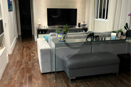 Apartamento à venda com 3 suítes em Vila Andrade, São Paulo, SP