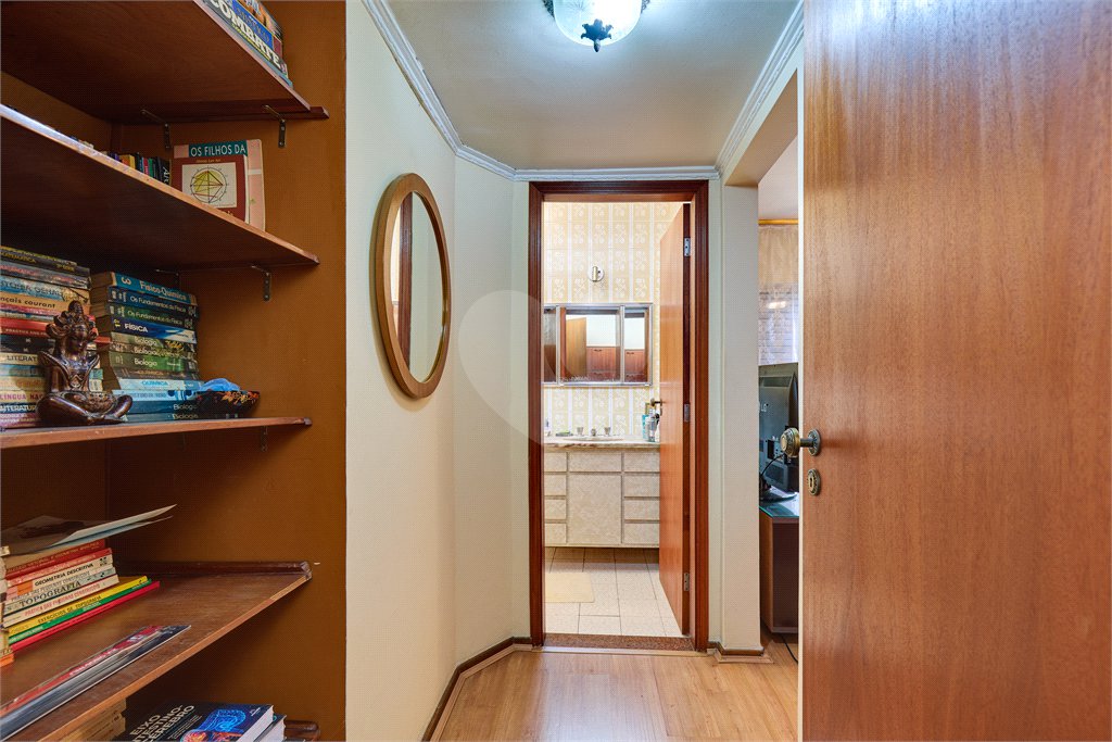 Casa de Vila à venda com 4 quartos, sendo 3 suítes,  em Alto da Boa Vista, São Paulo, SP